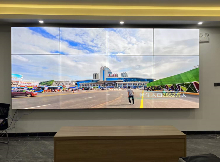 55 inch LCD splicing screen delivered for use in conference room
